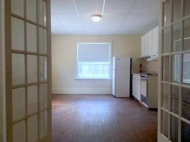 Main picture of 1201 Green St