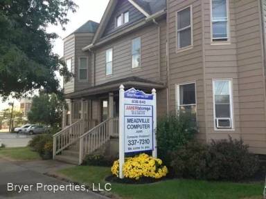 Main picture of 838 Park Ave