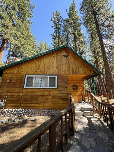 Main picture of 3794 Needle Peak Rd