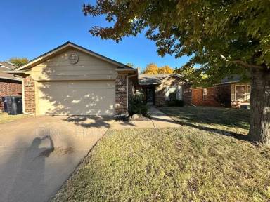 Main picture of 9705 SW 24th Ter