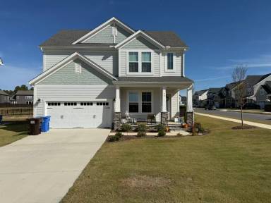 Main picture of 52 Comfort Ct