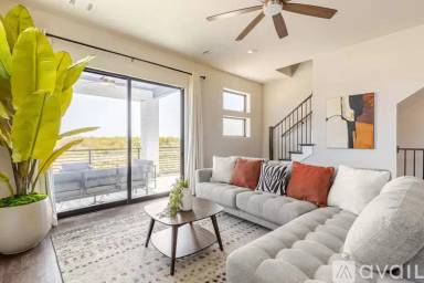 Main picture of 810 Resort Dr