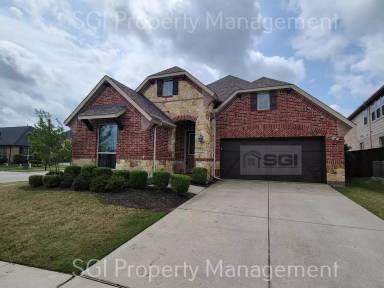 Main picture of 1500 Grove Dr