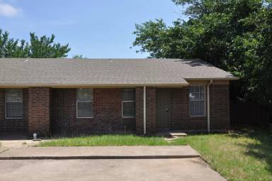 Main picture of 2034 Oakwood Ct