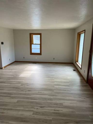 Main picture of 6212 E H Ave