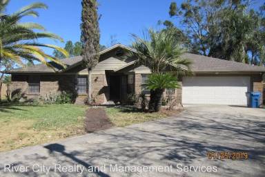 Main picture of 1665 Trotters Bend Trl