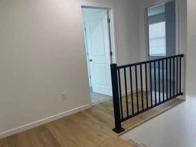 Main picture of 307 N Center St