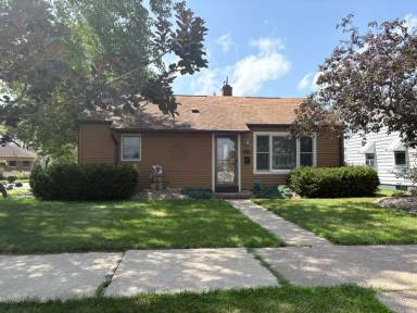 Main picture of 2624 14th St S