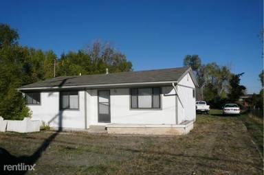 Main picture of 6364 Lowell Blvd