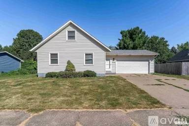 Main picture of 712 Franklin Ave