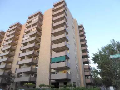Main picture of 700 N Washington St