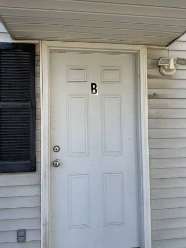 Main picture of 1700 Erin Ct