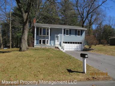 Main picture of 19 Burning Pines Dr