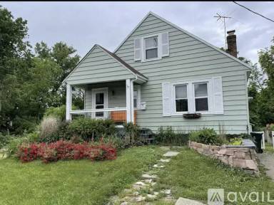 Main picture of 6400 Bramble Ave