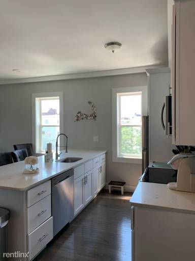 Main picture of 14 Geneva St