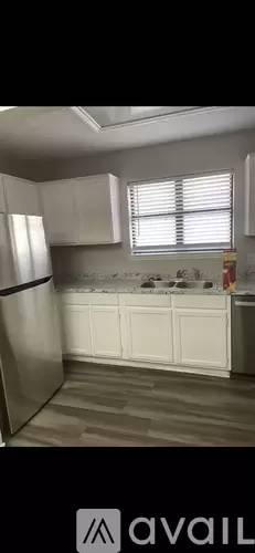 Main picture of 2807 London Ct