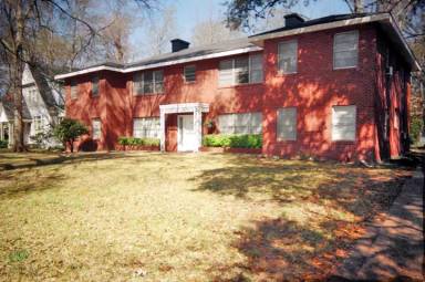 Main picture of 636 Ockley Dr