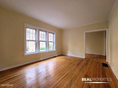 Main picture of 620-28 W Barry Ave