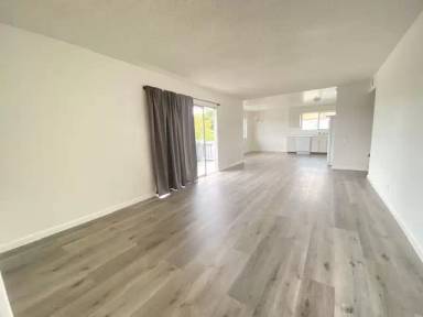 Main picture of 3308 Maple Ave