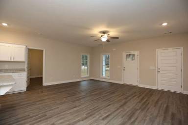 Main picture of 199 Zetterower Rd