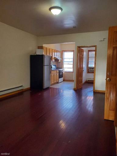 Main picture of 2722 E 23rd St