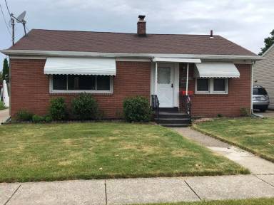 Main picture of 412 E 35th St