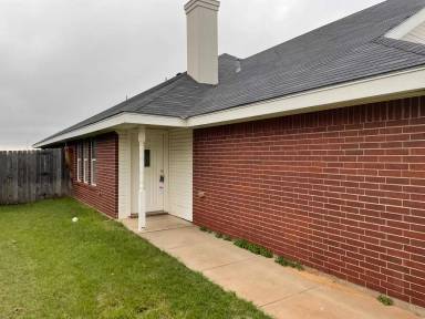 Main picture of 2451 Patriot Commons Rd