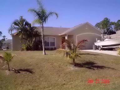 Main picture of 4034 SW Cheribon St