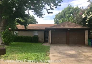 Main picture of 5908 Robin Dr