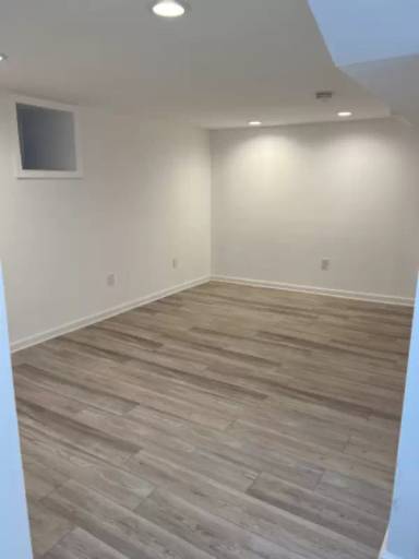 Main picture of 50 Spruce St