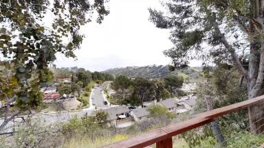 Main picture of 2132 Chestnut Creek Rd