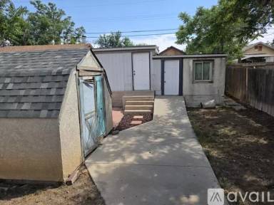 Main picture of 1014 E 5th St