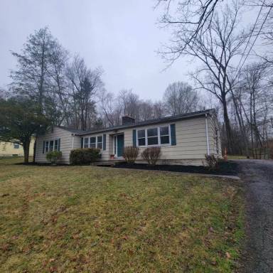 Main picture of 106 Chapin Pl