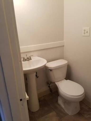 Main picture of 226 W Silver St