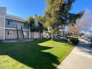 Main picture of 5001 Appleblossom Dr