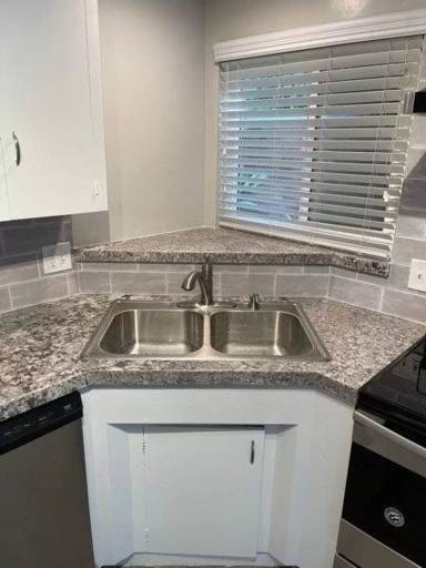 Main picture of 1350 Shadow Ln