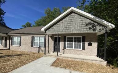 Main picture of 236 Highland Ave
