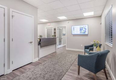 Main picture of Village At Brookline