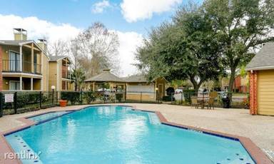 Main picture of 7100 Almeda Apartments