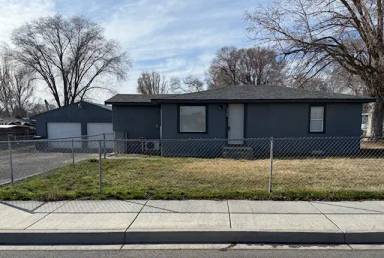 Main picture of 3562 Valley Rd NE