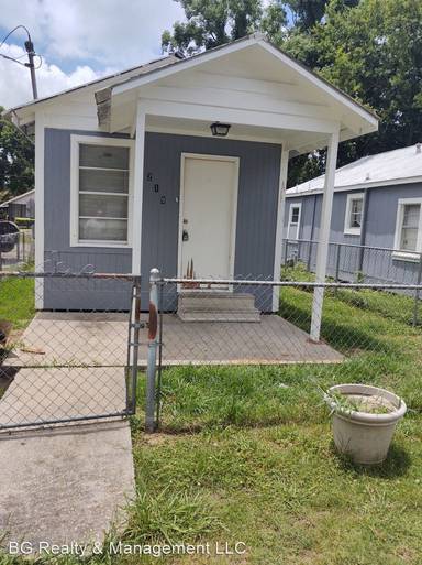 Main picture of 219 Edison St