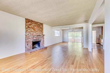 Main picture of 22504 Lull St