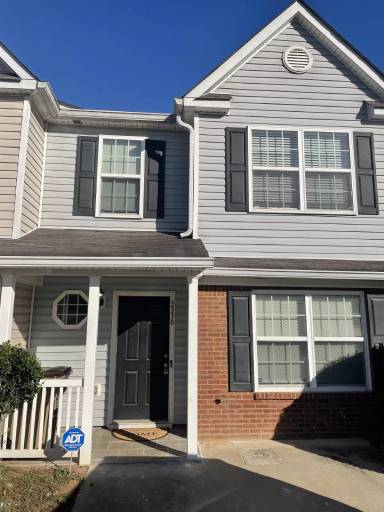 Main picture of 5336 Creekview Ln