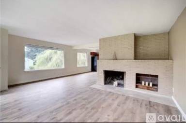 Main picture of 11303 14th Ave NE