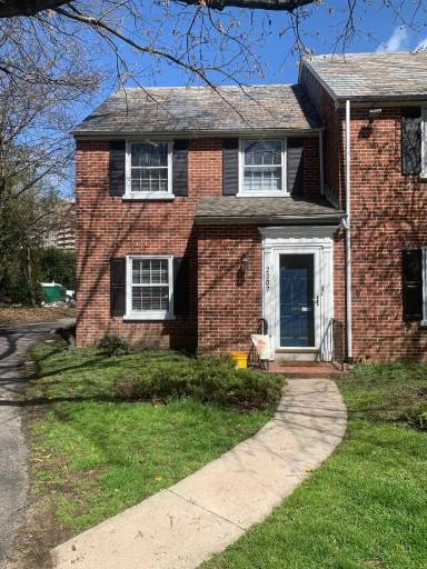 Main picture of 2307 W 12th St