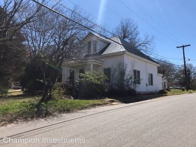 Main picture of 735 W Marion St