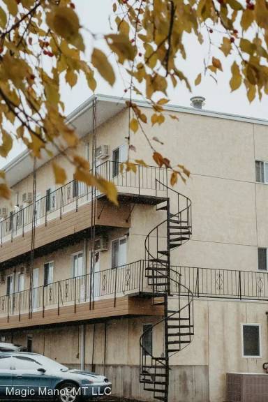 Main picture of Magic Manor apartments