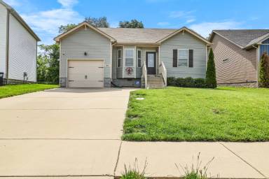 Main picture of 164 Sambar Dr