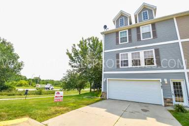 Main picture of White Birch Park Townhomes