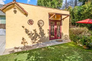 Main picture of 10778 Valley Spring Ln